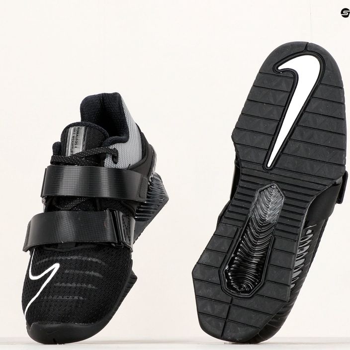 Scarpa da sollevamento pesi Nike Romaleos 4 nera 17