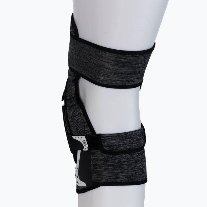 Protezioni per ginocchia da ciclismo 100% Fortis Knee Guard grigio erica/nero 3