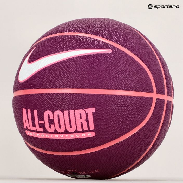 Nike tutti i giorni All Court 8P sgonfio basket viotech / rosa / bianco dimensioni 7 5