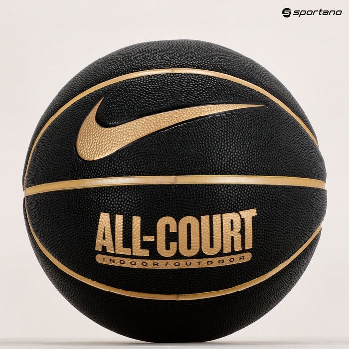 Nike tutti i giorni All Court 8P sgonfio basket nero / oro metallico dimensioni 7 6