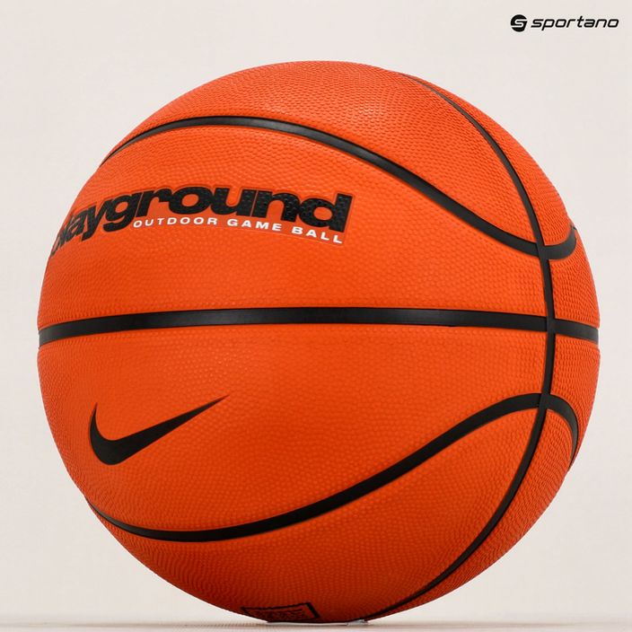 Nike Everyday Playground 8P grafica sgonfiata ambra / nero basket dimensioni 6 5