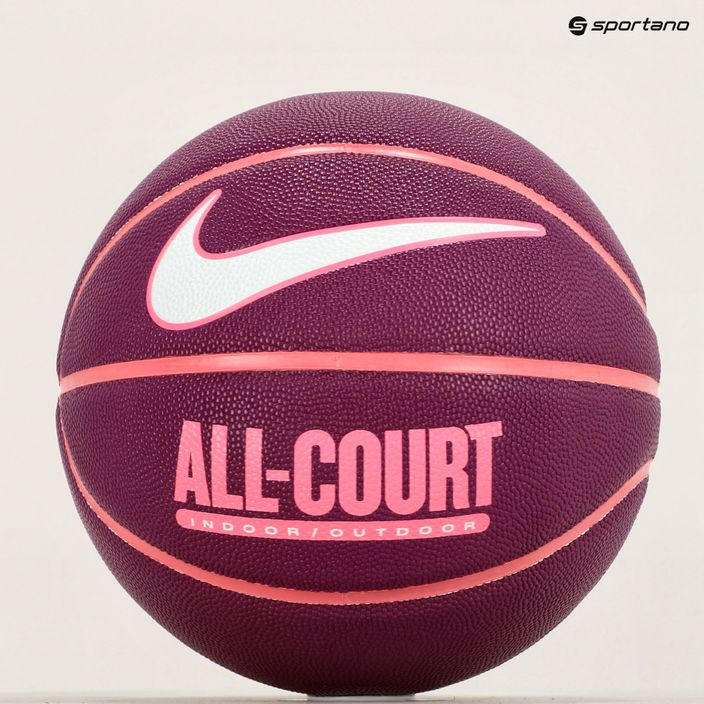 Nike tutti i giorni All Court 8P sgonfio basket viotech / rosa / bianco dimensioni 6 5