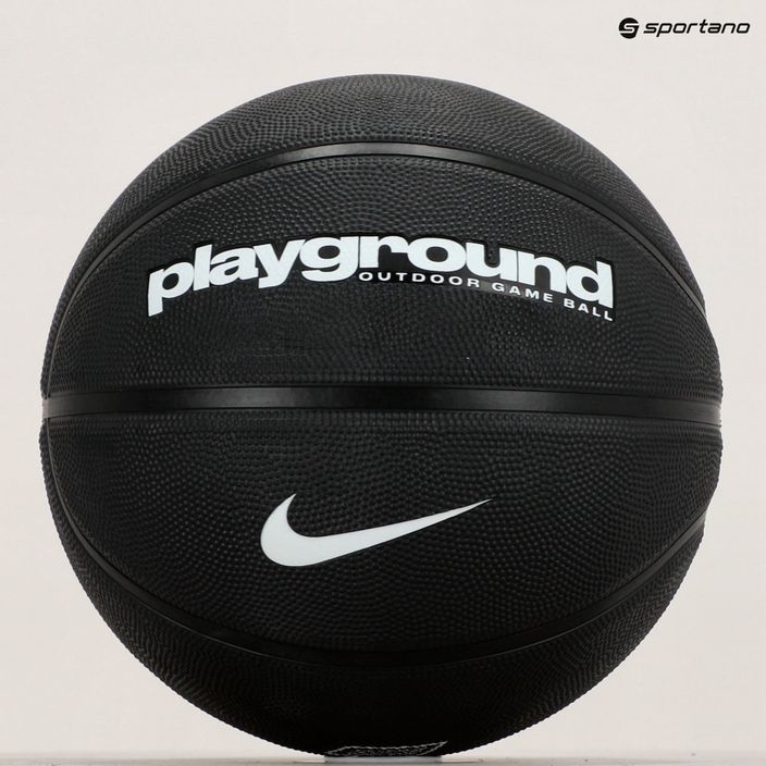 Nike Everyday Playground 8P Graphic sgonfio basket N1004371 dimensioni 7 5