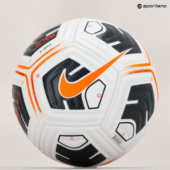Nike Academy Team bianco / nero / totale arancione calcio dimensioni 3 6