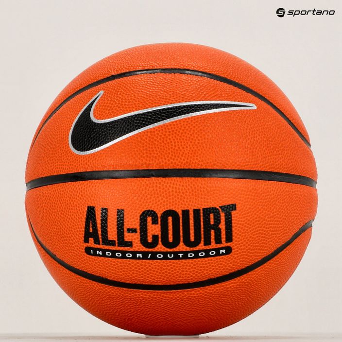 Nike All Court 8P sgonfiata ambra / nero / argento metallico basket dimensioni 5 7