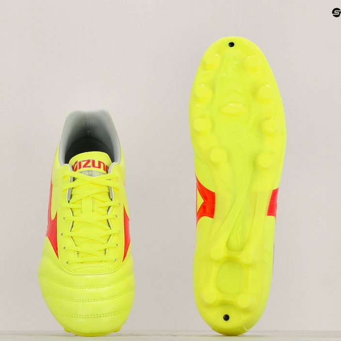 Mizuno Morelia II Club MD scarpe da calcio giallo sicurezza/fiery coral 2/galaxy silver uomo 11
