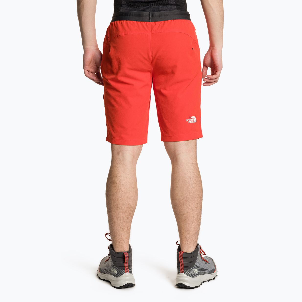 Pantaloncini da trekking da uomo The North Face AO Woven rosso fuoco 2