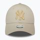 Cappello da baseball New Era Metallic Logo 9Forty New York Yankees donna beige chiaro 2