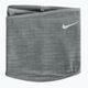 Scaldacollo Nike Therma Sphere 3.0 grigio particella/grigio fumo/argento mantello