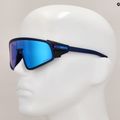 Occhiali da sole Oakley Latch Panel matte trans navy/prizm sapphire 13