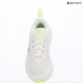 Nike Promina scarpe da donna bianco/argento metallico/volt chiaro 19