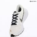 Scarpe da corsa donna Nike Revolution 8 white/metallic gold/black 10