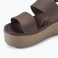 Sandali Crocs Brooklyn Low Wedge donna, fungo/stucco 7