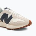 Scarpe New Balance donna 327's V1 beige 7