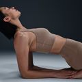 Reggiseno sportivo Nike Alate Medium Support Longline mink brown/white 13