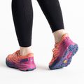 Scarpe da corsa da donna HOKA Speedgoat 5 festival fucsia/camelia 4