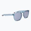 Occhiali da sole Nike Flatspot XXII indossati blu/argento flash