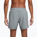 Pantaloncini da uomo Nike Dri-Fit Challenger 7" Slip-Lined grigio fumo/grigio fumo/nero 4
