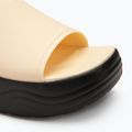 Ciabatte Crocs Skyline Slide vaniglia/nero da donna 7