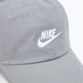 Cappello da baseball Nike Club Unstructured Futura Wash particle grigio/bianco 3