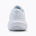 Under Armour Charged Surge 4 scarpe da corsa da donna bianco/grigio resistente/argento metallico 6