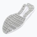Under Armour Charged Surge 4 scarpe da corsa da donna bianco/grigio resistente/argento metallico 12
