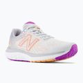 Scarpe da corsa da donna New Balance Fresh Foam 680 v7 grigio quarzo 11