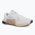 Scarpe da ginnastica da donna Nike Metcon 9 bianco/oro metallico grano/sanddrift/bianco