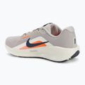 Nike Downshifter 13 uomini scarpe da corsa luce minerale di ferro / totale arancione / vela / tuono blu 3