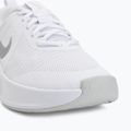 Scarpe da allenamento da donna Nike MC Trainer 3 white/photon dust/metallic platinum 7