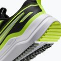 Scarpe per bambini Nike Cosmic Runner black/volt/wolf grey 6