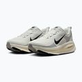 Scarpe da running uomo Nike Vomero 18 summit white/coconut milk/black 3