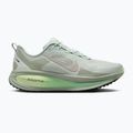 Scarpe da running da uomo Nike Vomero 18 light silver/barely volt/college grey