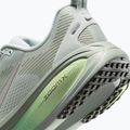 Scarpe da running da uomo Nike Vomero 18 light silver/barely volt/college grey 4
