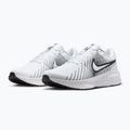 Scarpe da running da uomo Nike Run Defy white/black 3