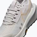 Nike Zegama 2 scarpe da corsa da donna vasto grigio/sanddrift/summit bianco/nero 9