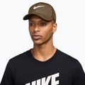 Berretto da baseball Nike Dri-FIT Club marrone muschio/bianco