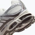 Scarpe da donna Nike Air Max Moto 2K phantom/metallic silver/baroque brown 4