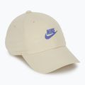 Cappellino con visiera Nike Club Unstructured Futura Wash light khaki/sapphire