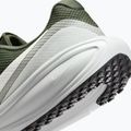 Scarpe da running uomo Nike Revolution 8 cargo khaki/spruce aura/spruce fog/sail 9