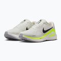 Buty do biegania męskie Nike Structure 26 summit white/volt/total orange/black 3