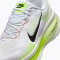 Scarpe da running uomo Nike Vomero 18 white/volt/barely volt/black 8