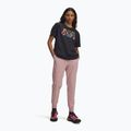 Pantaloni da allenamento da donna Under Armour Sport High Rise Woven tourmaline pink/maroon mist 2