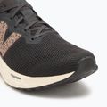Scarpe da corsa da donna New Balance Fresh Foam Arishi V4 black cement 7