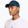 Cappellino con visiera  Jordan Club Unstructured Curved-Bill squadron blue/sail 7