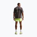 Pantaloncini da corsa da uomo Nike Stride Dri-Fit 2in1 7" volt ice 3