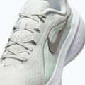 Scarpe da running da donna Nike Downshifter 14 off white/barely green/metallic silver 3