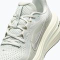 Scarpe da running da donna Nike Winflo 12 off white/barely green/metallic silver 3