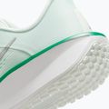 Scarpe da running da donna Nike Quest 6 barely green/white/metallic silver 4