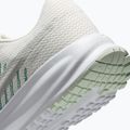 Scarpe da running da donna Nike Run Defy summit white/white/metallic silver 4